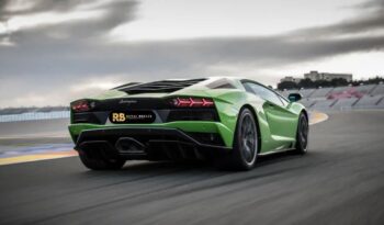
										Lamborghini Aventador full									